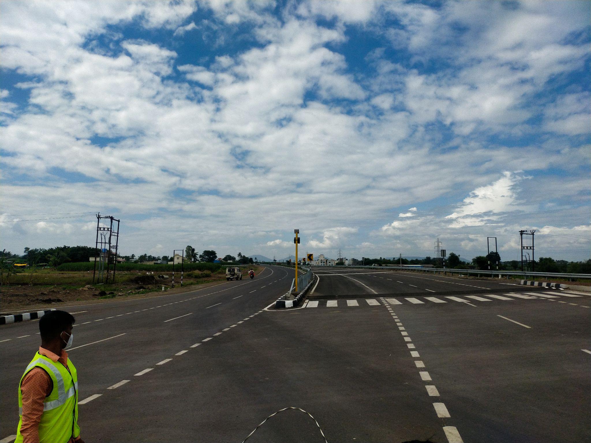 Balance work of Khed Ghat Realignment and Narayangaon Bypass on Khed - Sinnar section of NH - 60 in the State of Maharashtra on EPC Mode. - Image 7