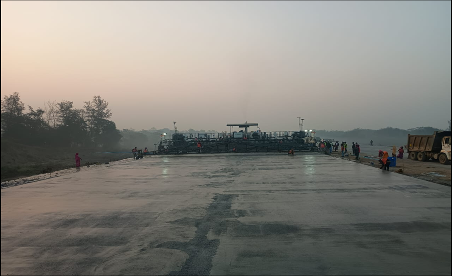 Construction of Eight lane access-controlled Expressway from Km 154.600 to Km 190.000 of Vadodara Mumbai Expressway in the State of Gujarat on Hybrid Annuity Mode under Bharatmala Pariyojana. - Image 2
